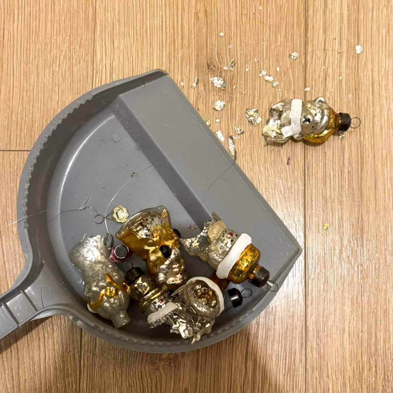 Обидно, игрушки были симпатичные