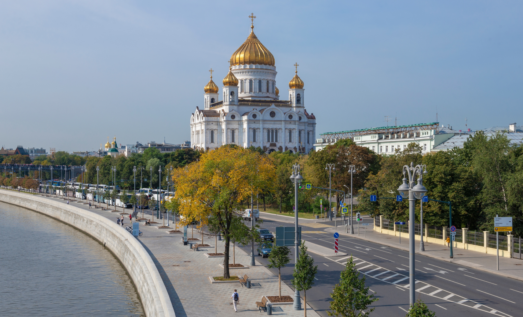 Пречистенская набережная