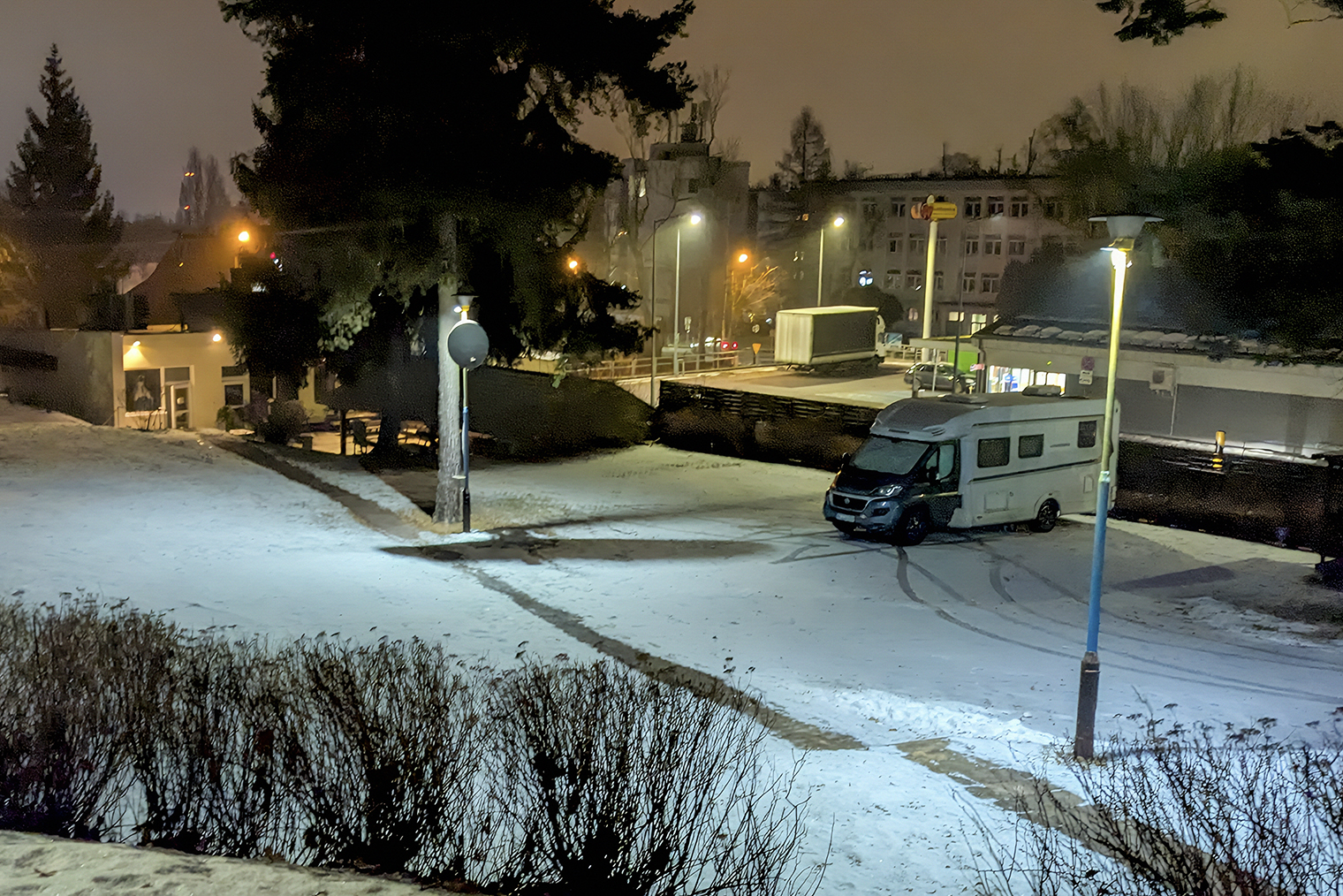 Польша, Нижняя Силезия, город Еленя-Гура. В январе мы были одни на весь огромный кемпинг