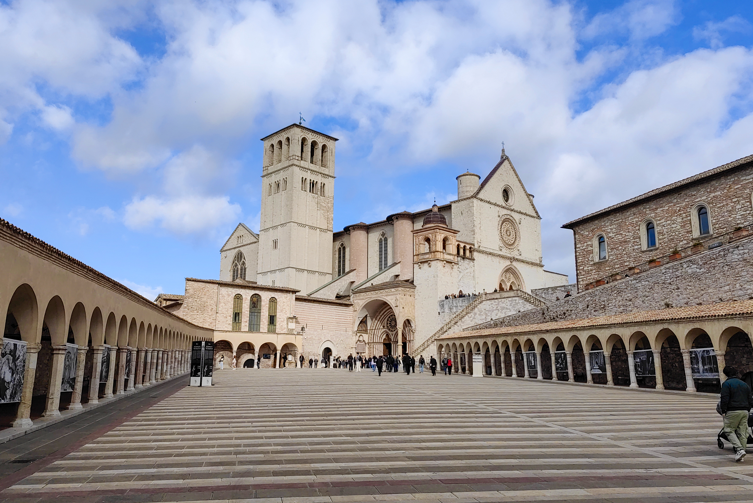 Великолепная базилика Святого Франциска Ассизского