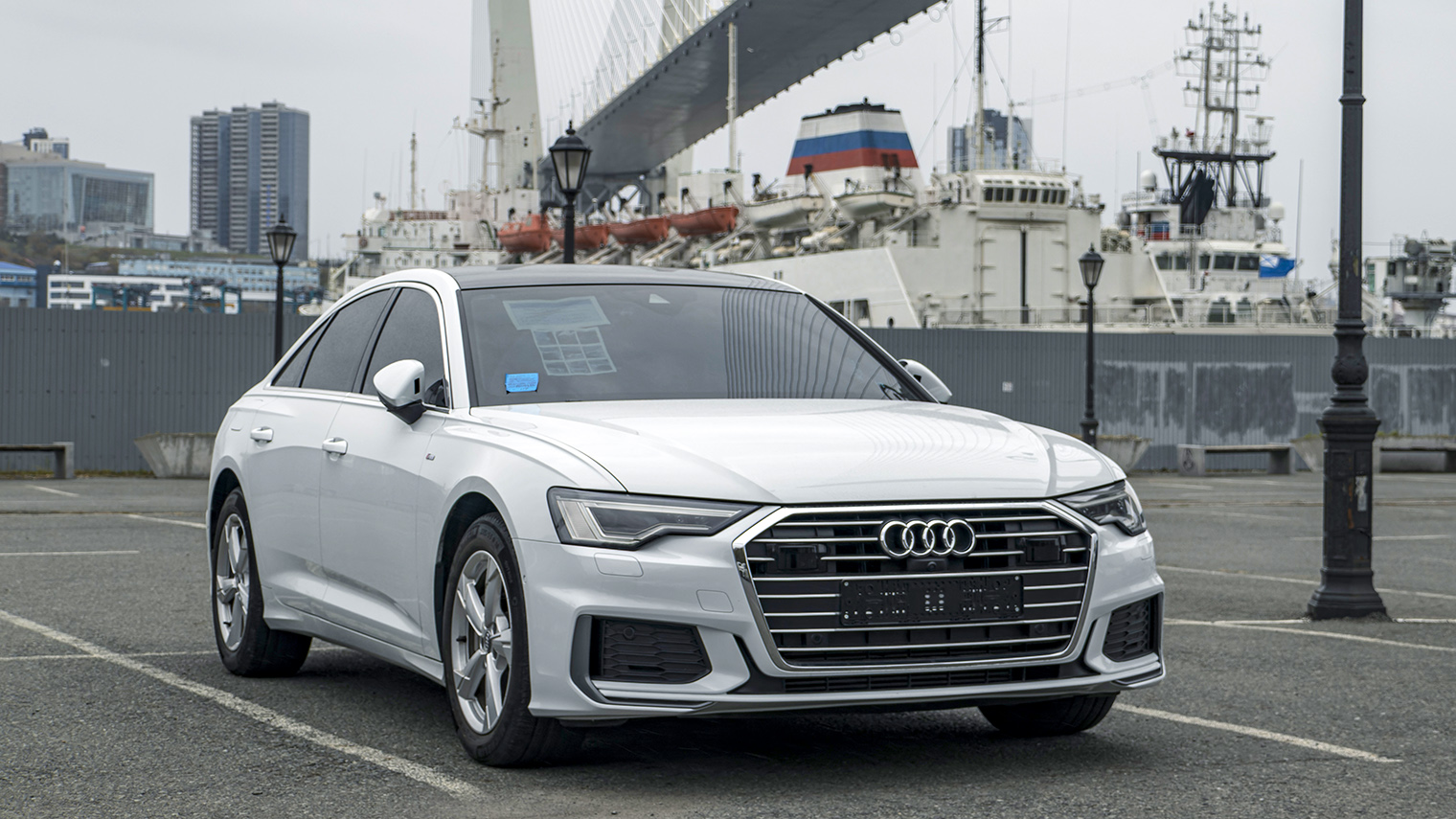 Классический представитель «немецкой тройки»«Немецкая тройка» — Mercedes-Benz, BMW, Audi— Audi A6