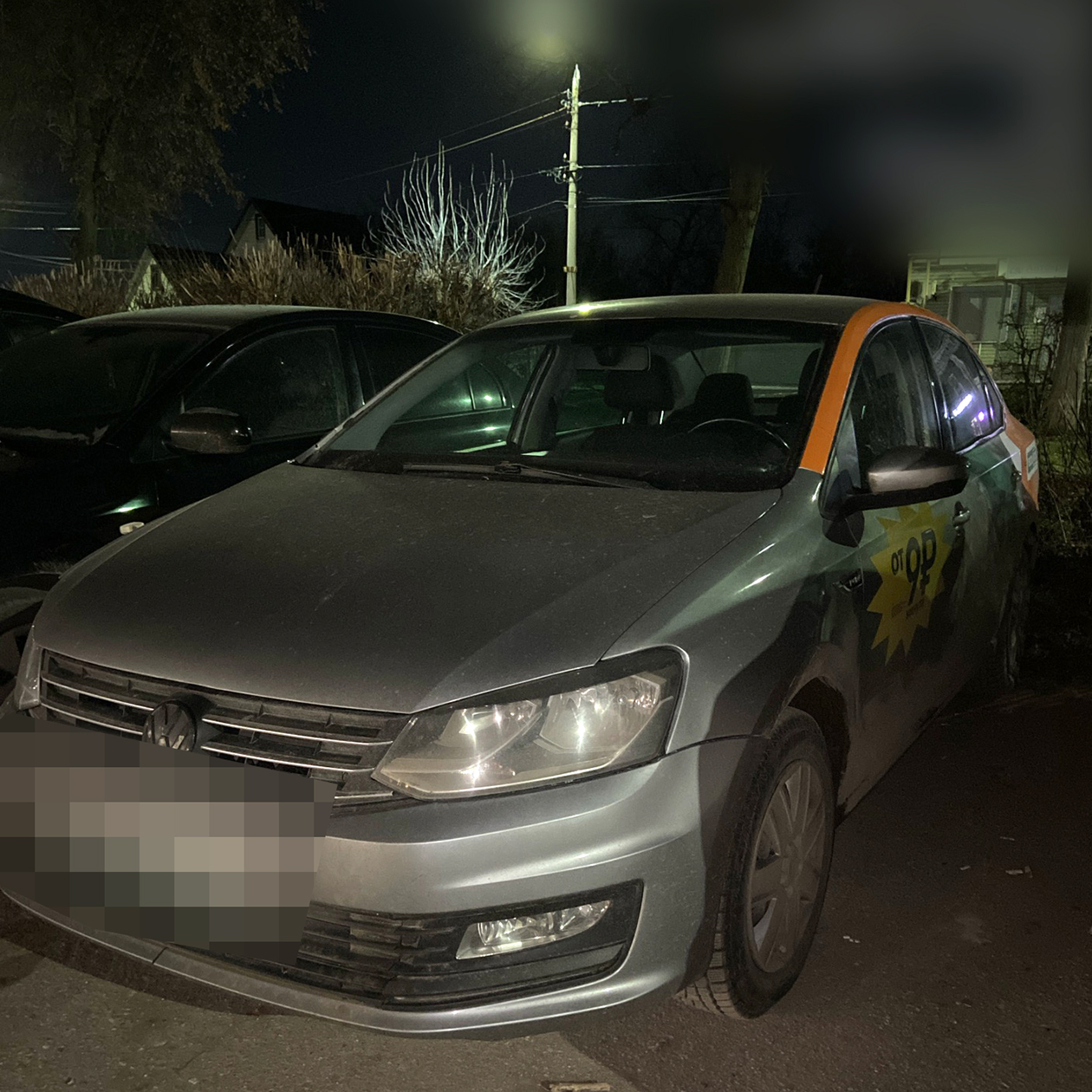 Моя сегодняшняя машина. Больше фоток по пути не делал, так как волновался: у меня небольшой стаж вождения. Да и машина арендованная