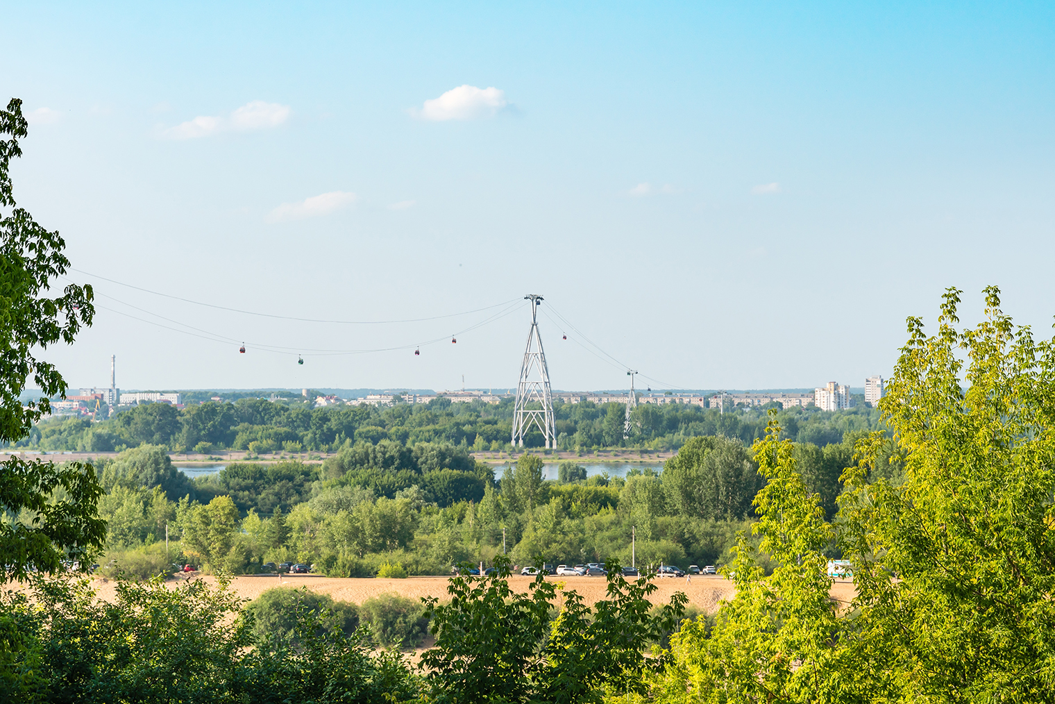Вид на канатную дорогу с Верхне-Волжской набережной. © Dmitry Baburin 2 / Shutterstock / FOTODOM