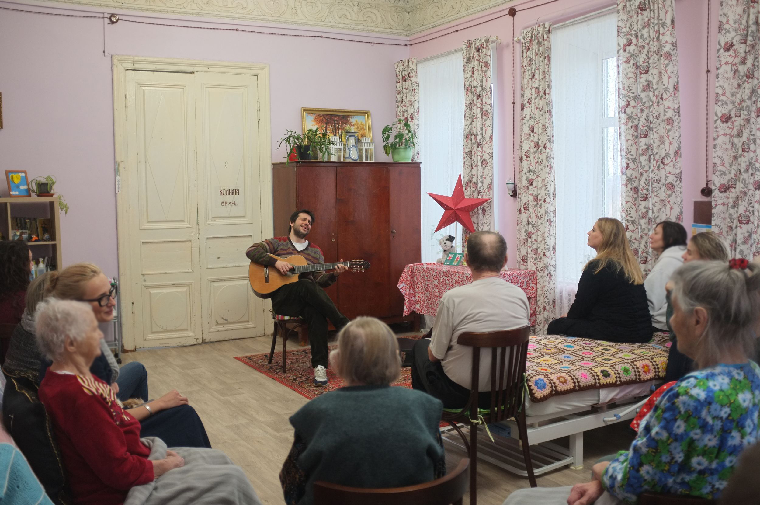 Хоспис — это про жизнь и… живую музыку