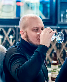 Александр Русанов 