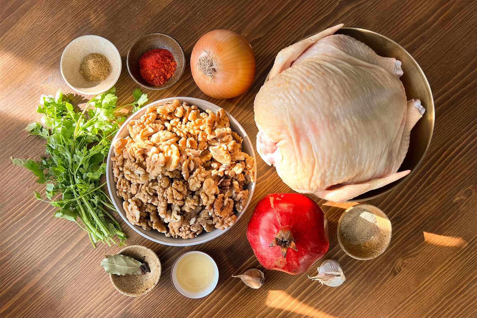 Ингредиенты для сациви из курицы