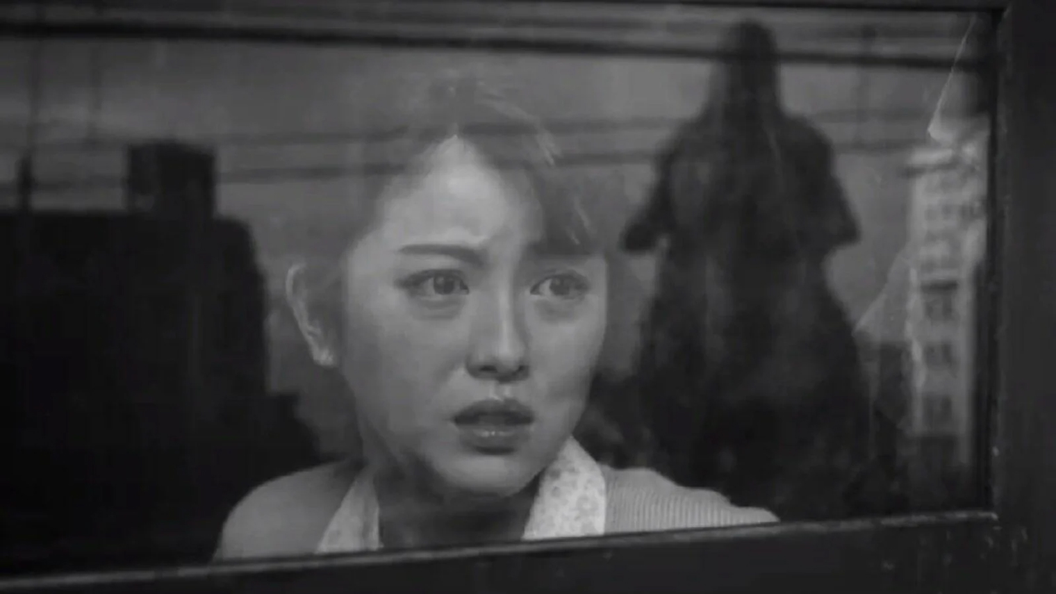 Toho выпустила черно-белую версию фильма для ценителей аутентичной классики