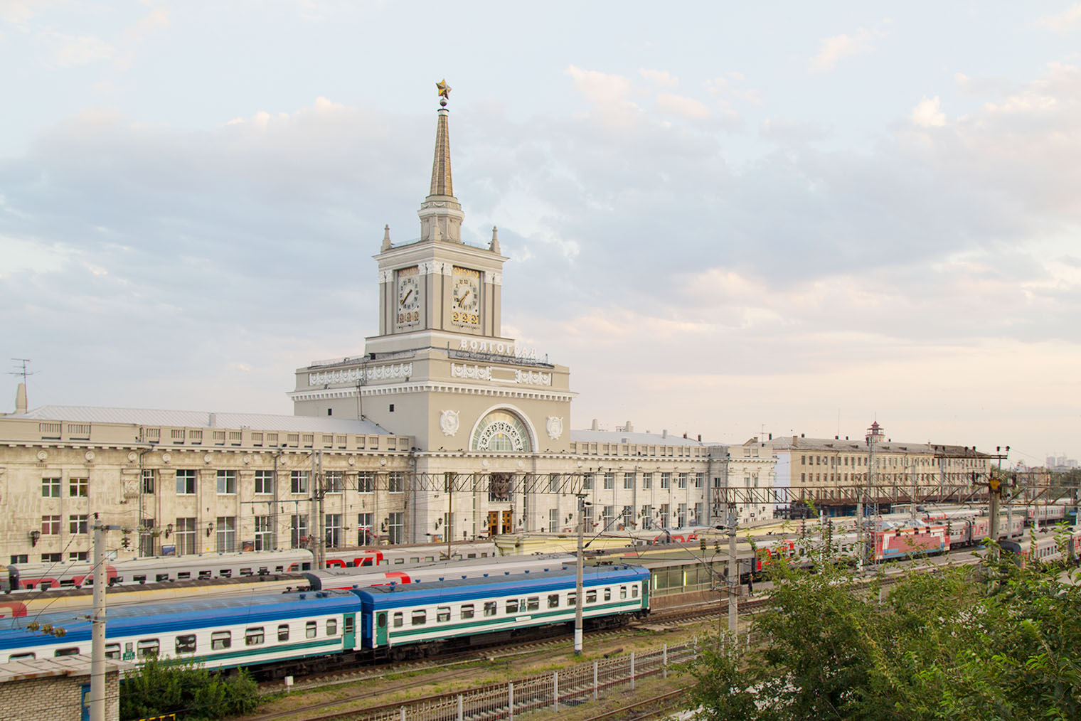 Вокзал в Волгограде — один из самых красивых в России. Фотография: Bayurov Alexander / Shutterstock / FOTODOM