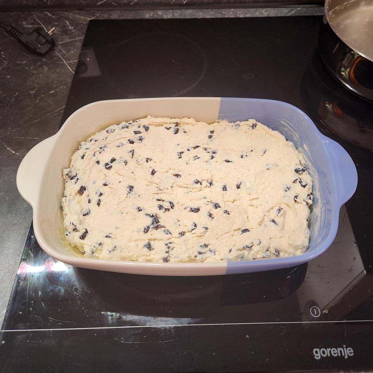 Блюдо отправилось в печь