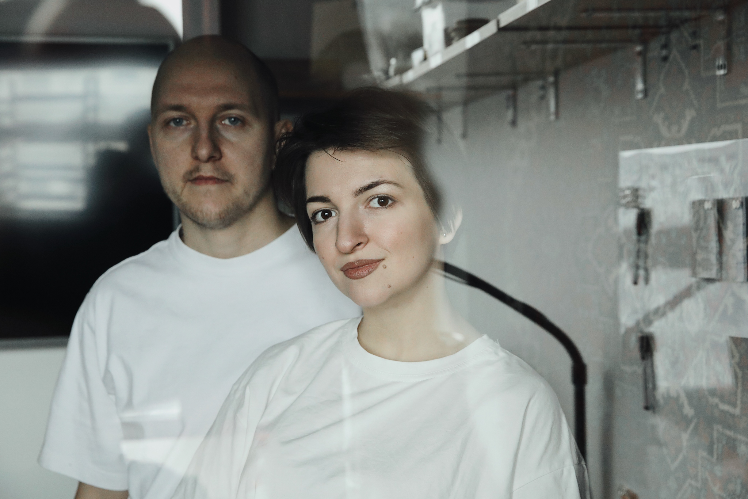 Сейчас у меня есть ассистентка, которая помогает вести соцсети, разрабатывать контент-план и берет на себя часть операционных задач