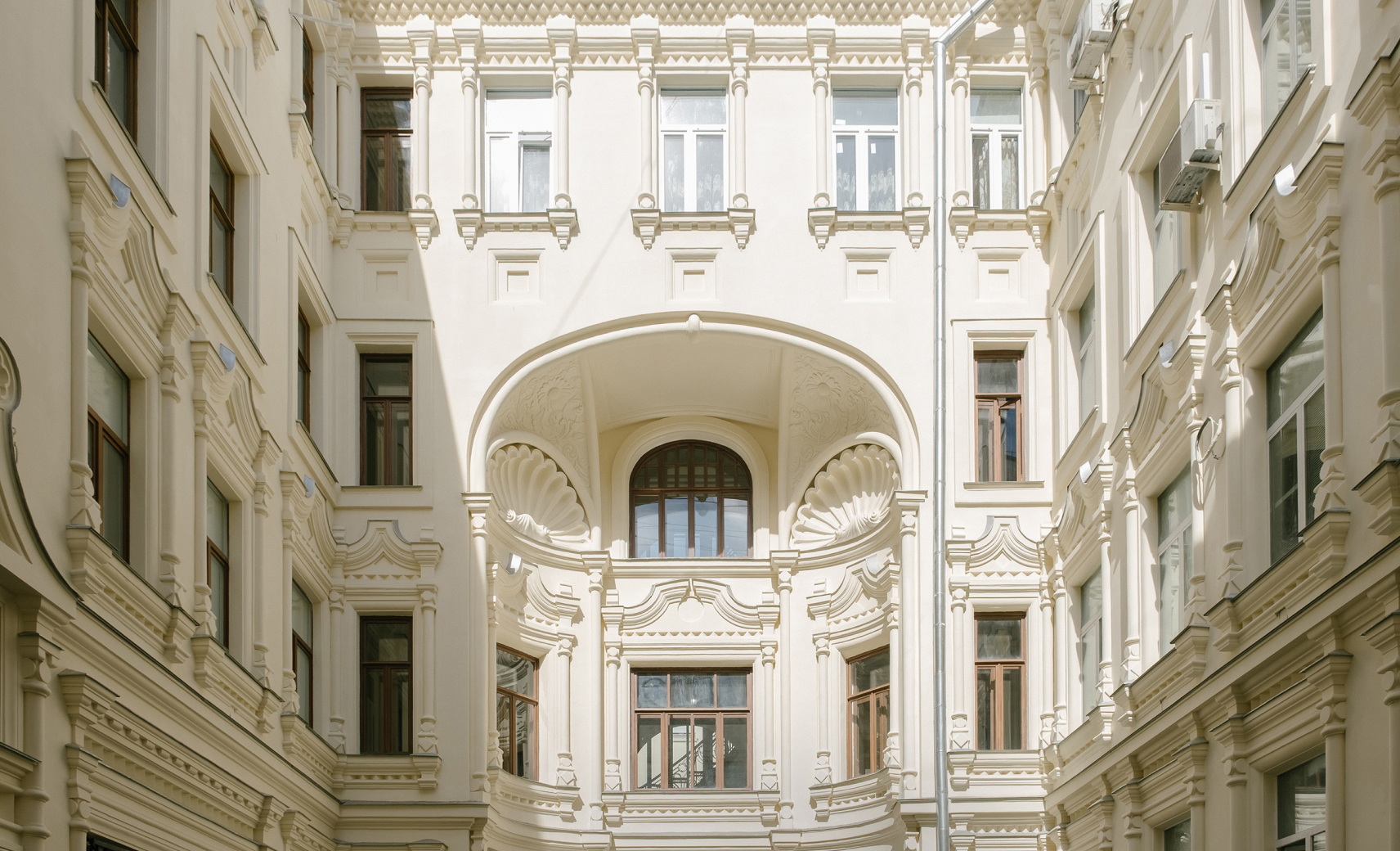 Любование Саввинским подворьем