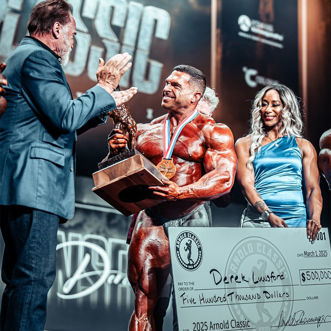 Дерек Лансфорд стал победителем Arnold Classic 2025 и забрал чек на 500 000 $. Источник: соцсети спортсмена