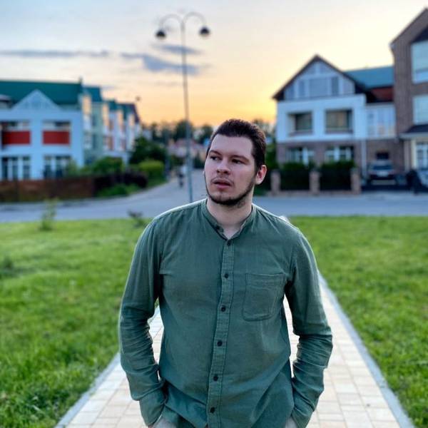 Кирилл Комраков 