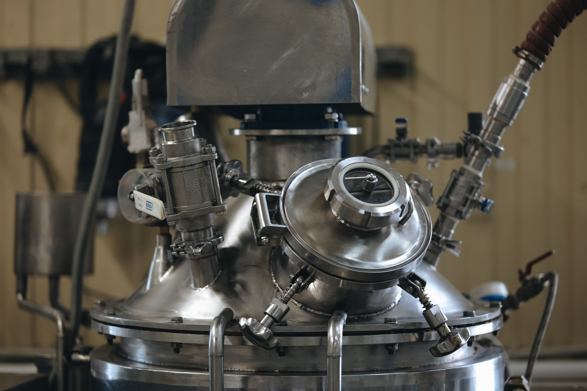 Мы начали работать напрямую с «Летуалем», «Рив-гошем» и «Золотым яблоком»