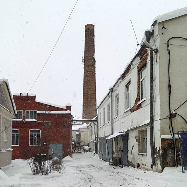 Вышел на перерыв. Погода на улице совсем не радует: холодно