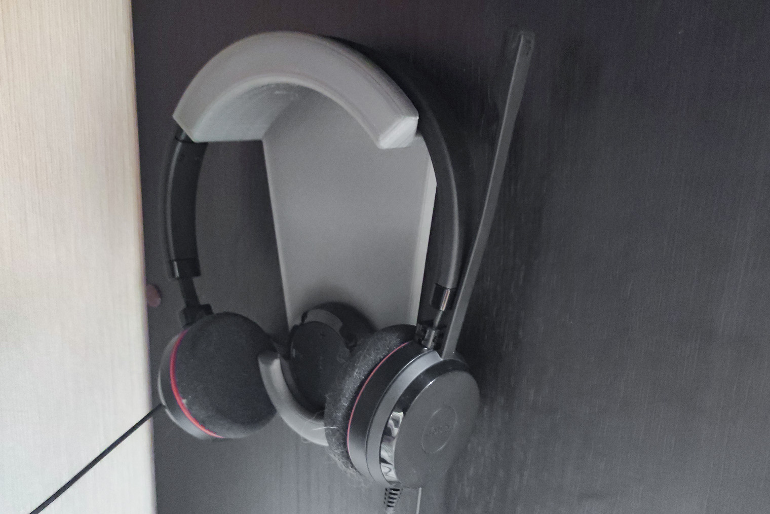 Теперь у наушников есть свое место