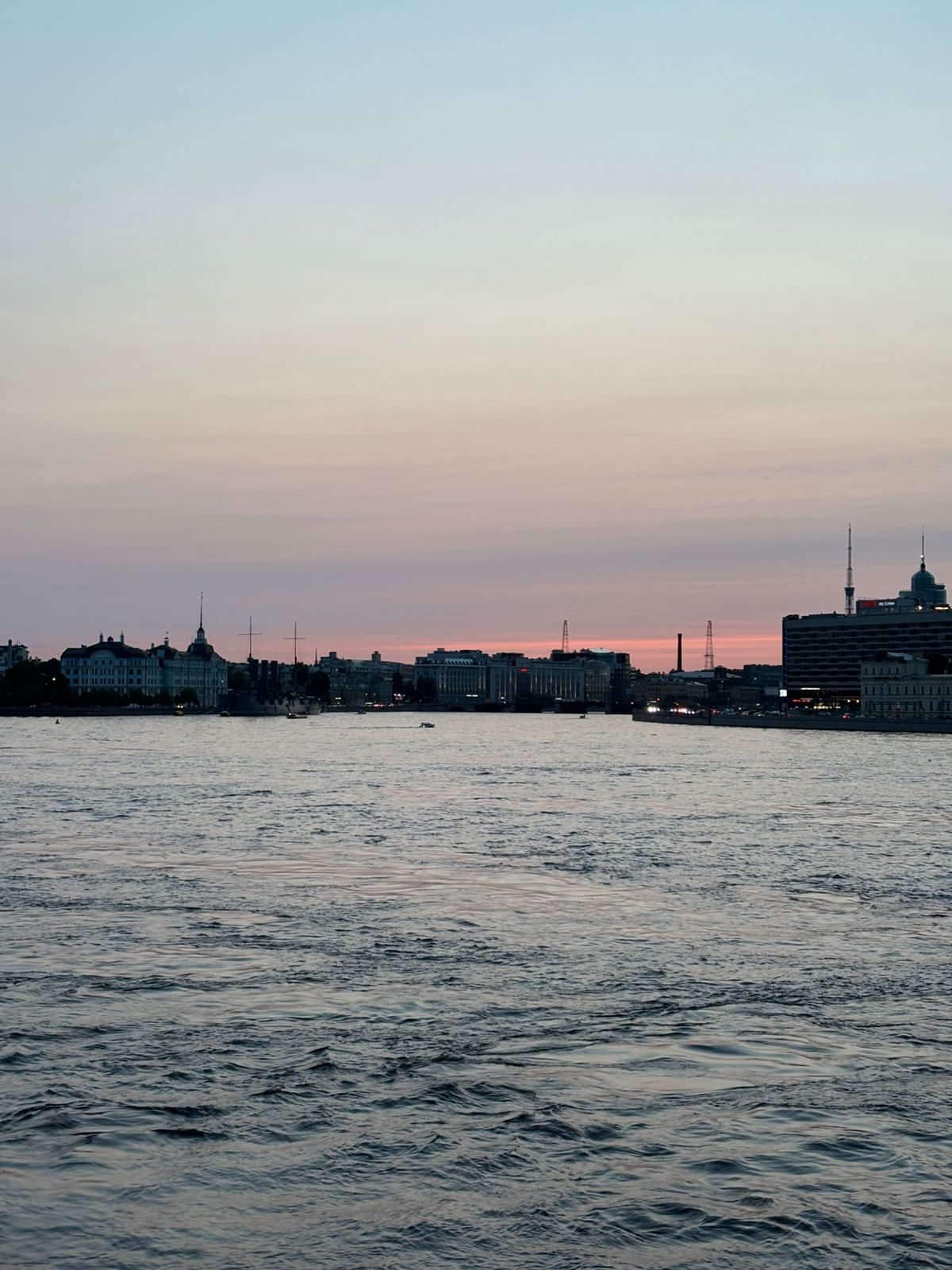 Вечерний город