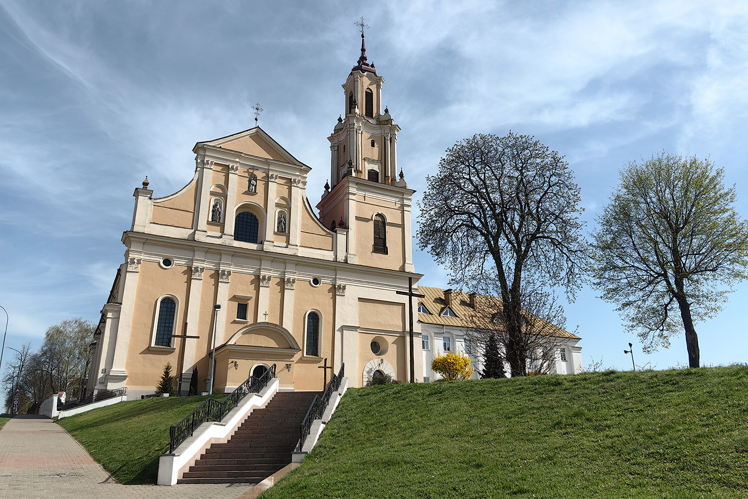 Костел Обретения Святого Креста стоит на берегу Немана больше 400 лет