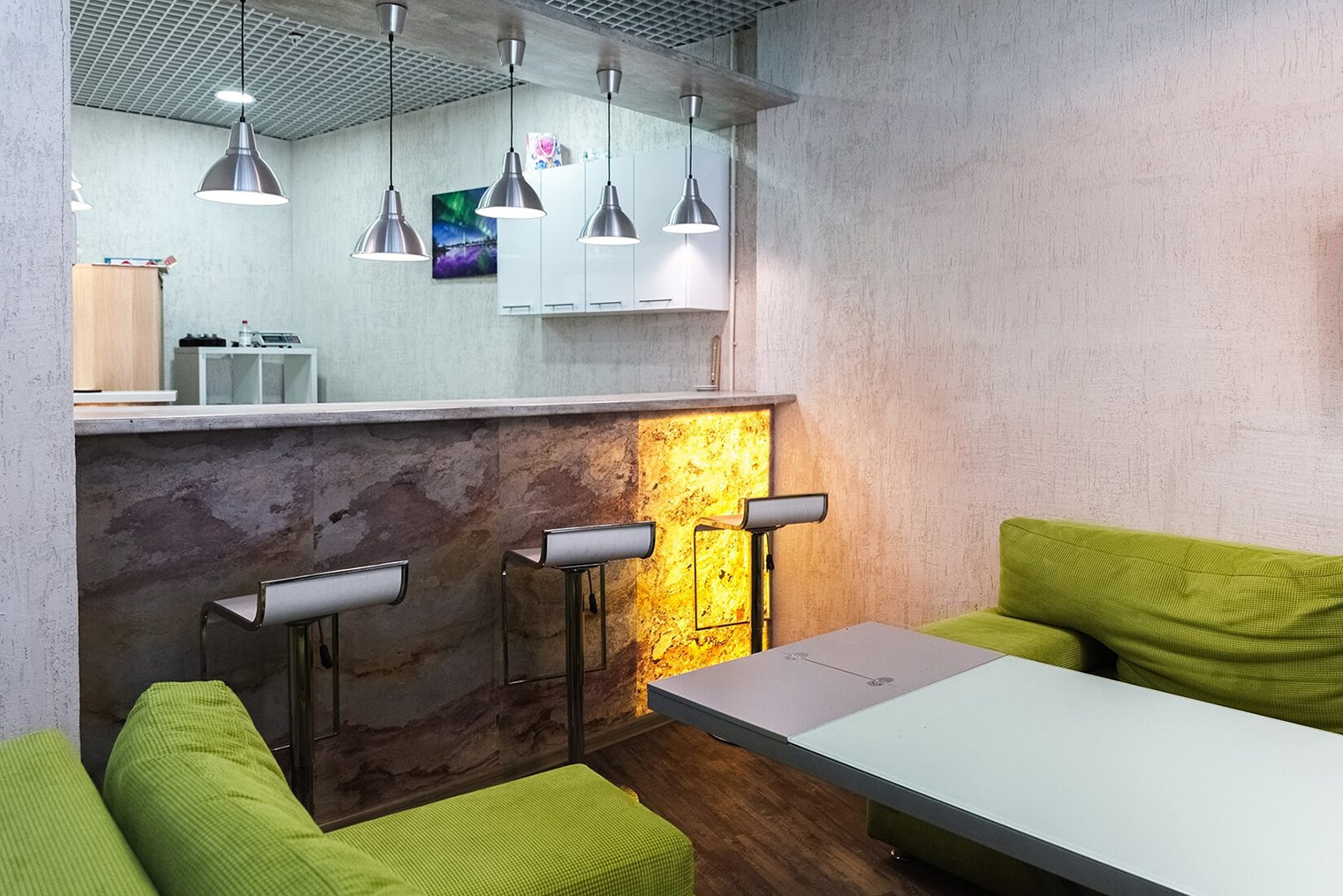 Везде есть зоны для кофе-брейка и перекуса. Источник: co-valley.ru