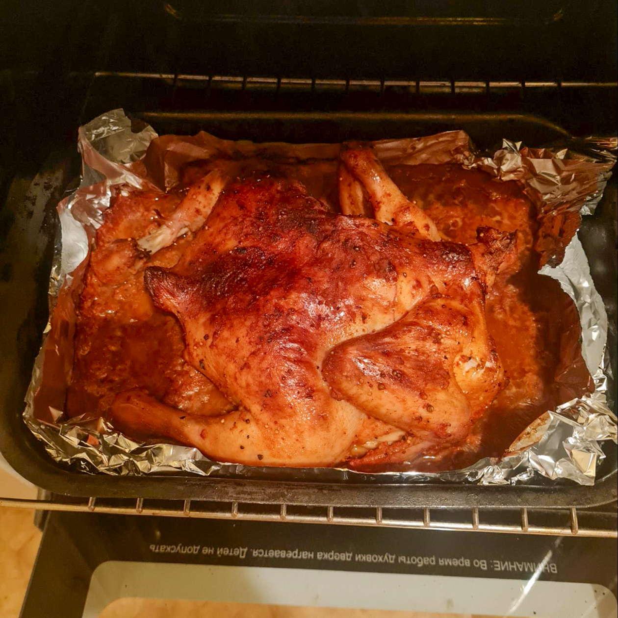 Запекла курицу