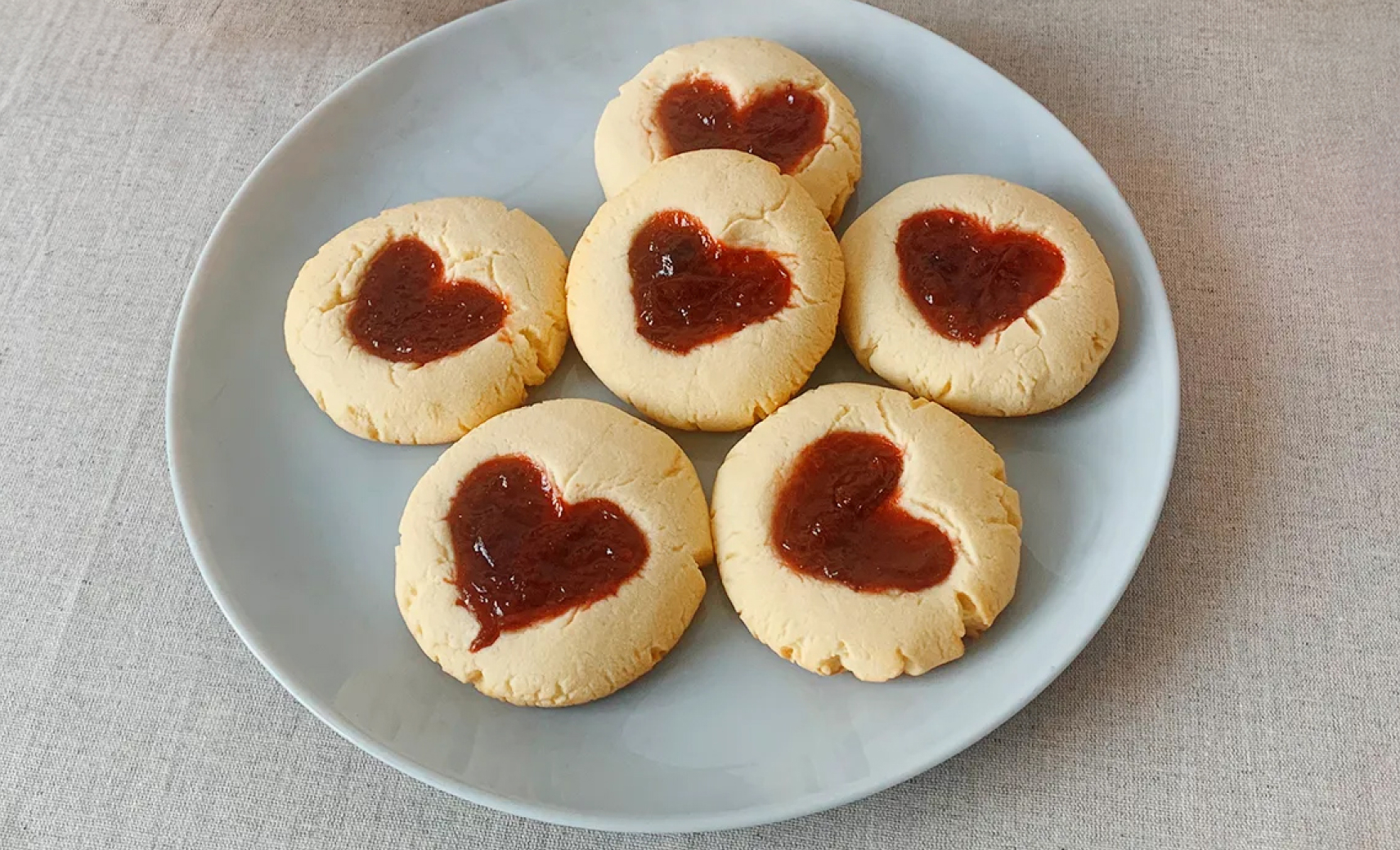 Песочное печенье с сердечками