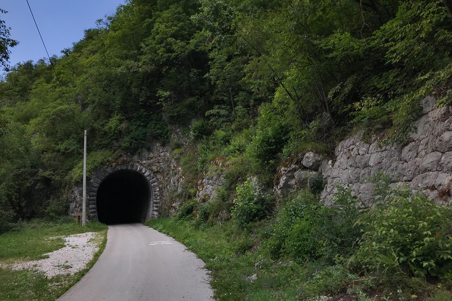 Один из тоннелей, по которому в первой половине 20 века ходили поезда