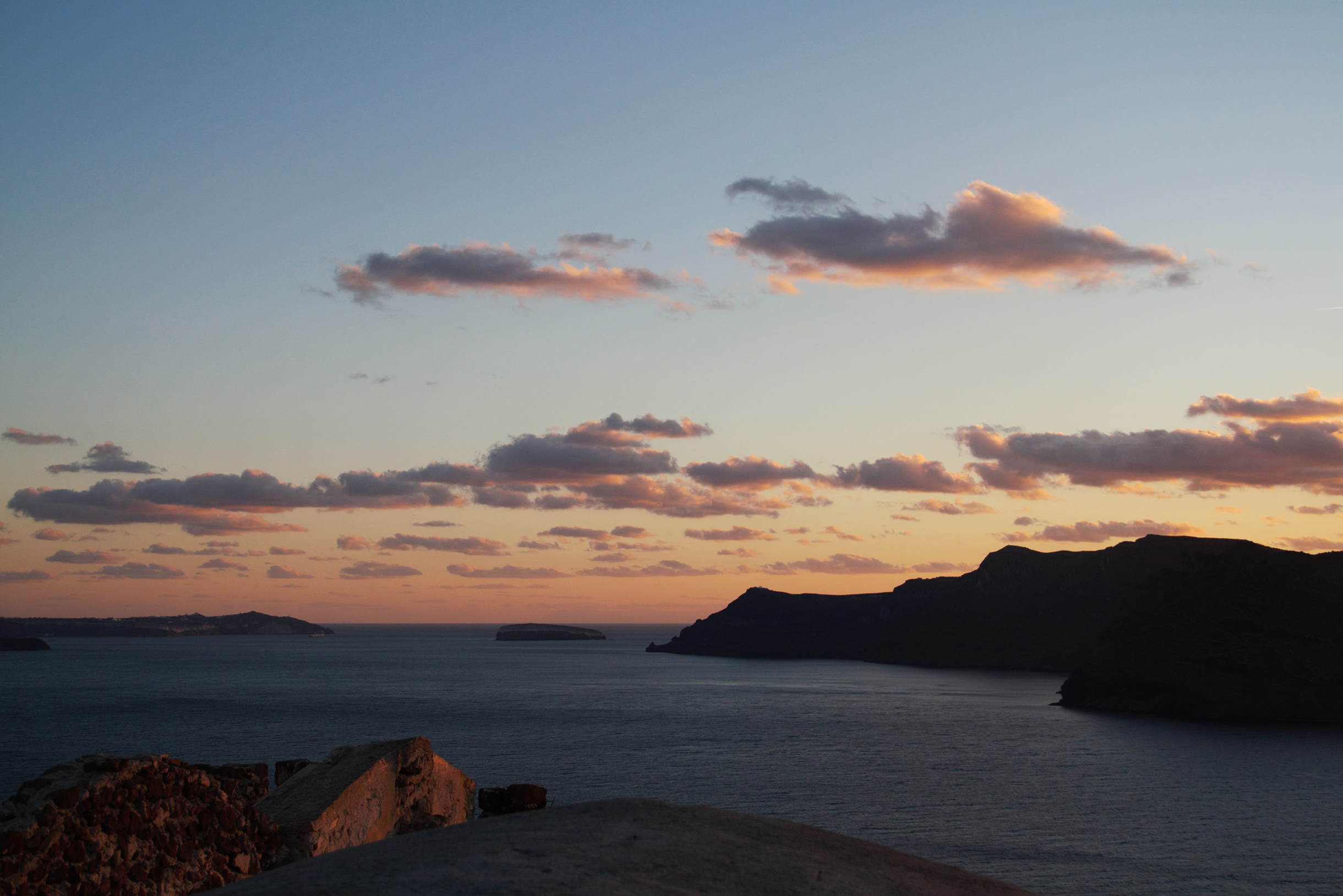 Было так хорошо, что не хотелось никуда уходить