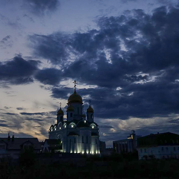 Город в сумерках