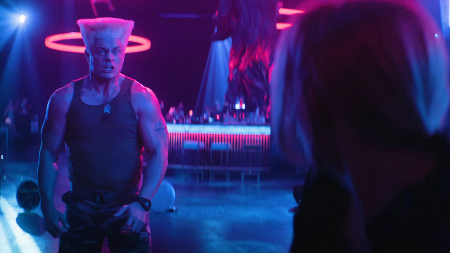 Уже по трейлерам видно, что многим героям оставят узнаваемую внешность из игр — вплоть до странной прически Гайла. © Paramount Pictures