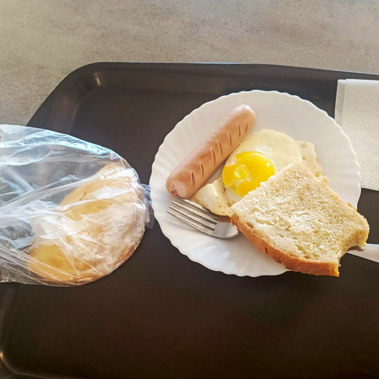 Завтракаю на работе