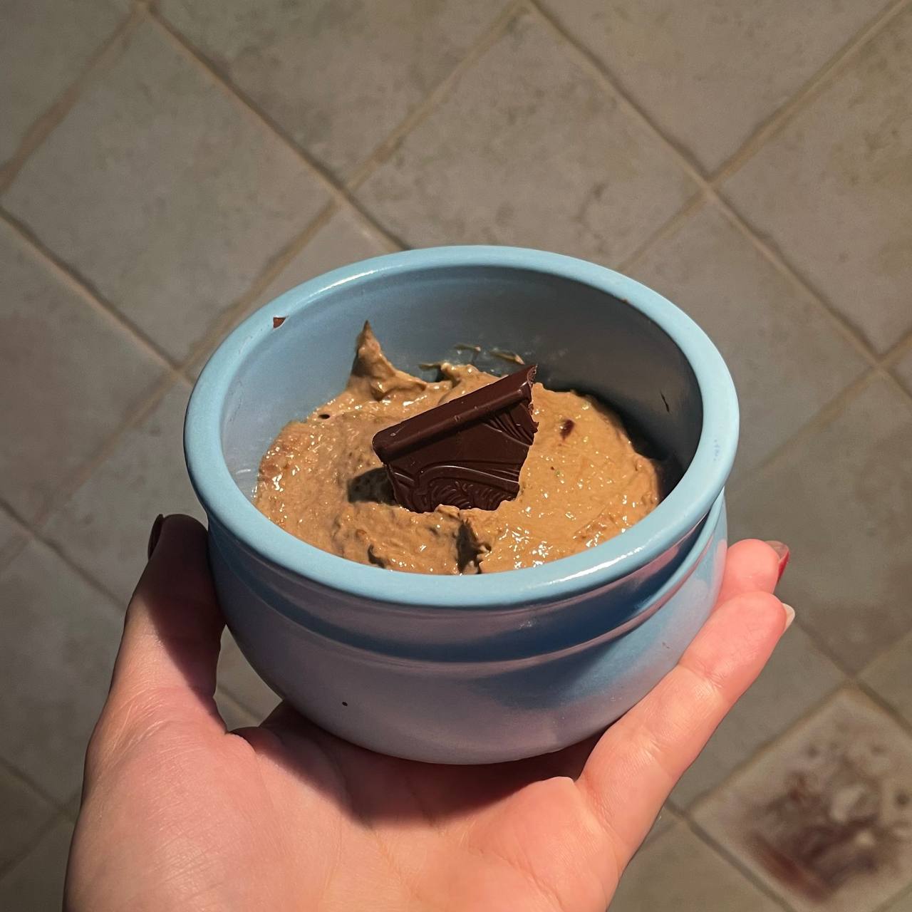 Попробуйте поставить в холодильник на 20 минут, получится летний десерт