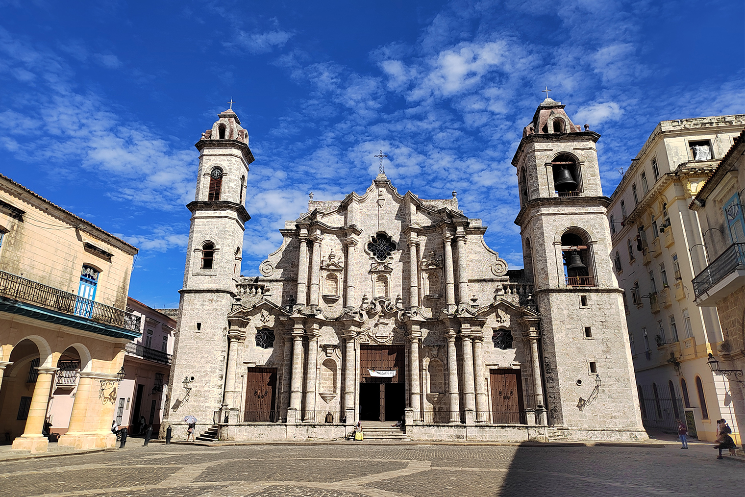 Здание собора считается одним из лучших примеров колониального барокко. Фотография: Дарина Устич