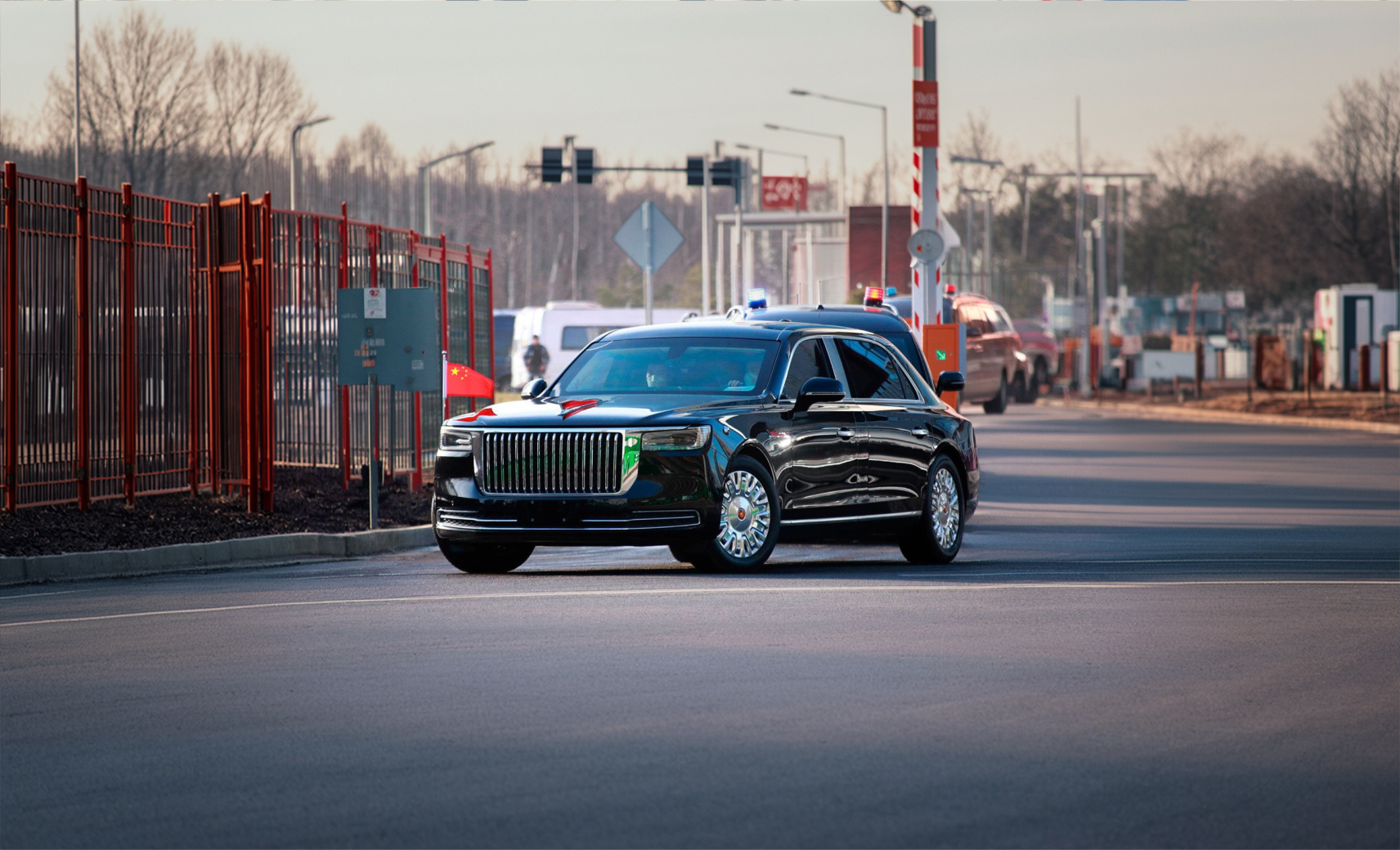 🇨🇳 Китай — Hongqi N701