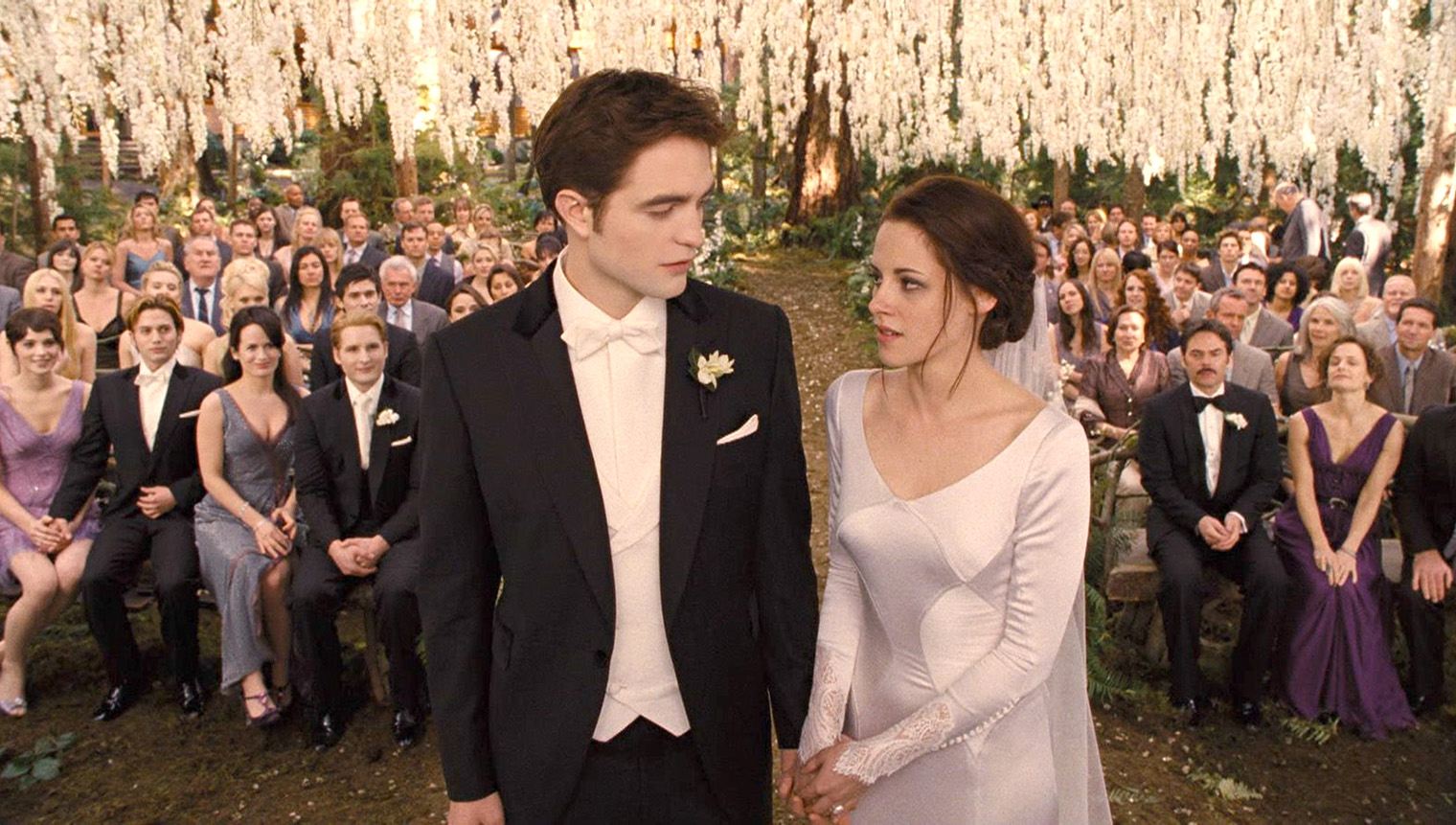 Свадьба Беллы и Эдварда — один из самых ярких эпизодов всей серии. Источник: Summit Entertainment