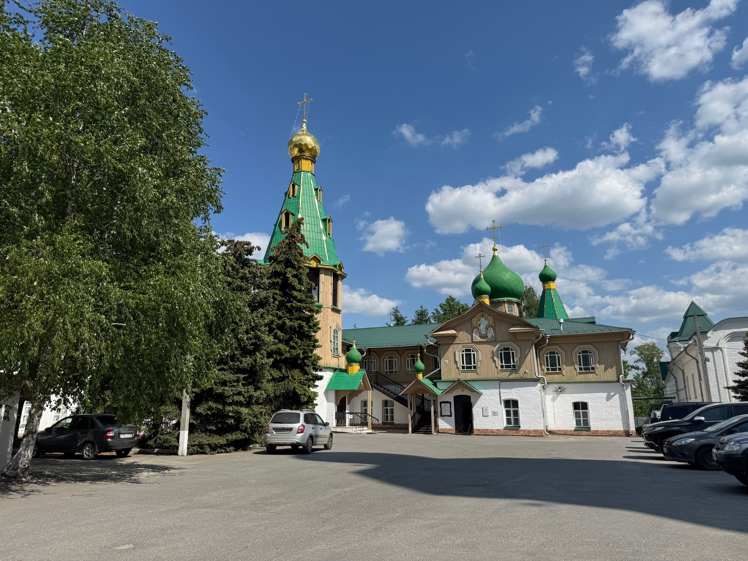 Воскресенская церковь.