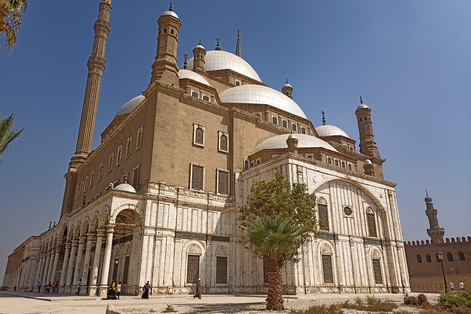 Мечеть Мухаммеда Али похожа на дворец из арабской сказки