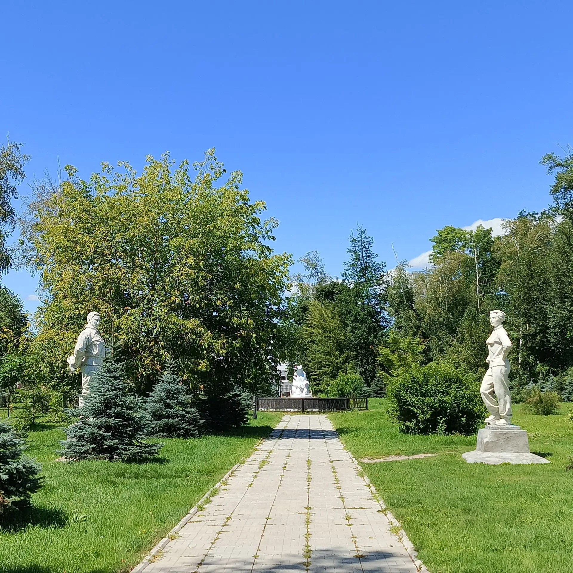Сохранившиеся скульптуры