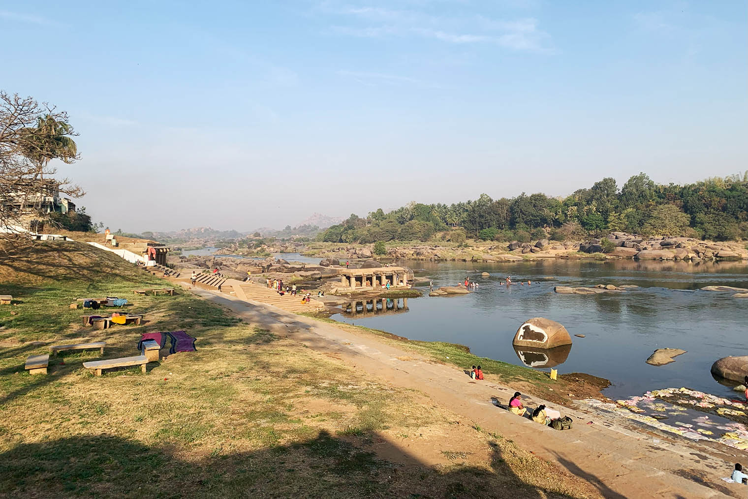 Главная река Хампи Тунгабхадра