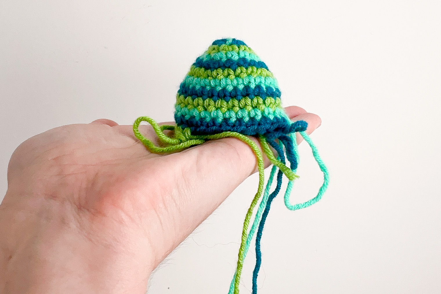 Ряд 13. Основная часть яйца завершена