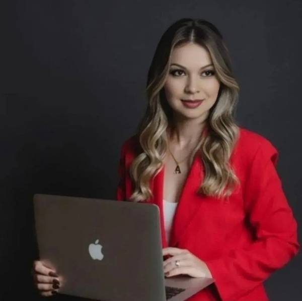 Елена Васильева 