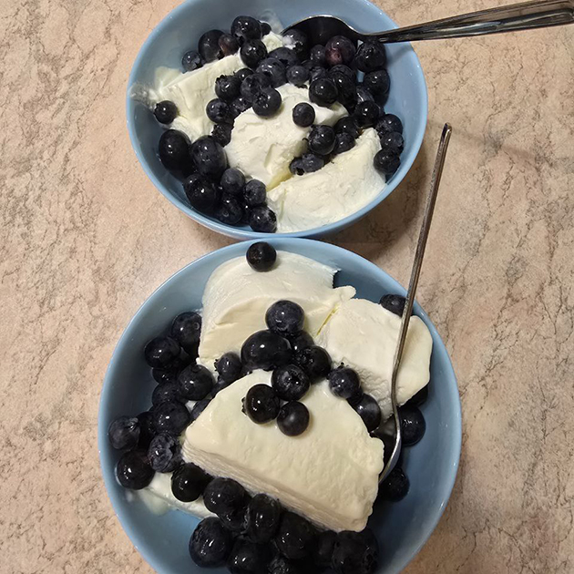 Кажется, завтра с утра я пожалею об этом пломбире, когда увижу уровень сахара в крови