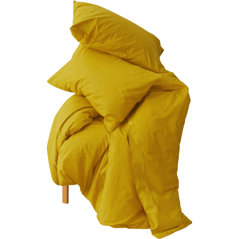 Красивый спальный комплект