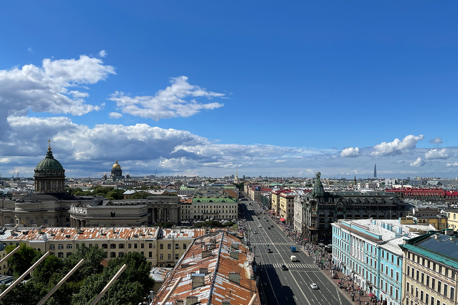 С балкона башни видно главные достопримечательности Невского проспекта. Фото: Мария Рудницкая