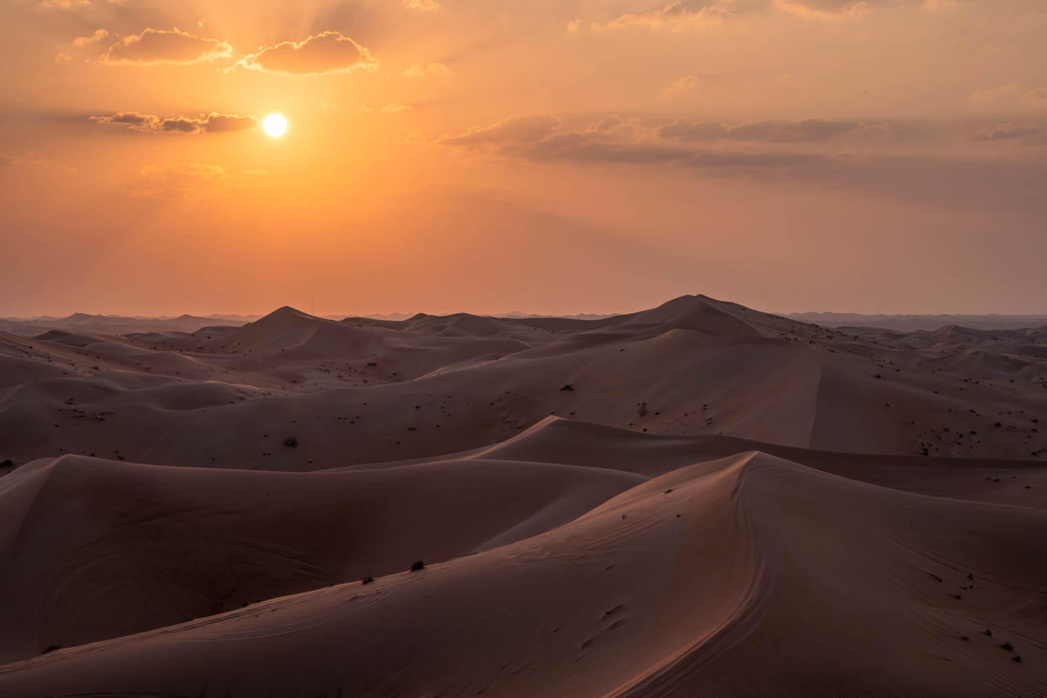 Пустыни занимают большую часть территории ОАЭ. © Guillaume Angleraud / Shutterstock / FOTODOM