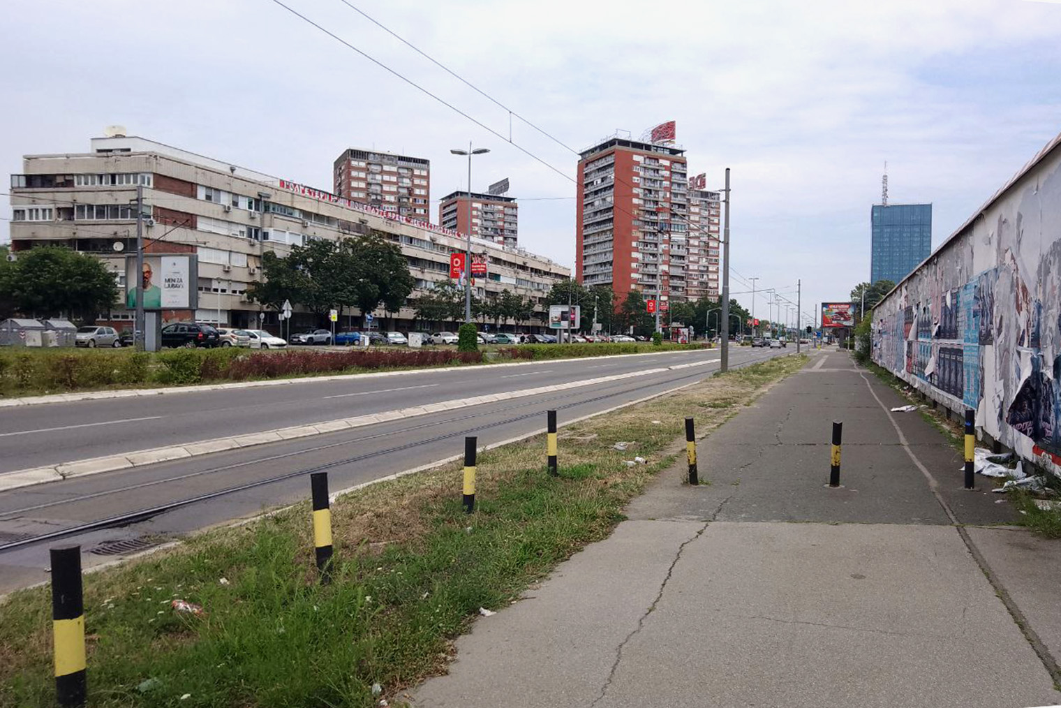 Район Новый Белград. Нас эти многоэтажки отпугнули