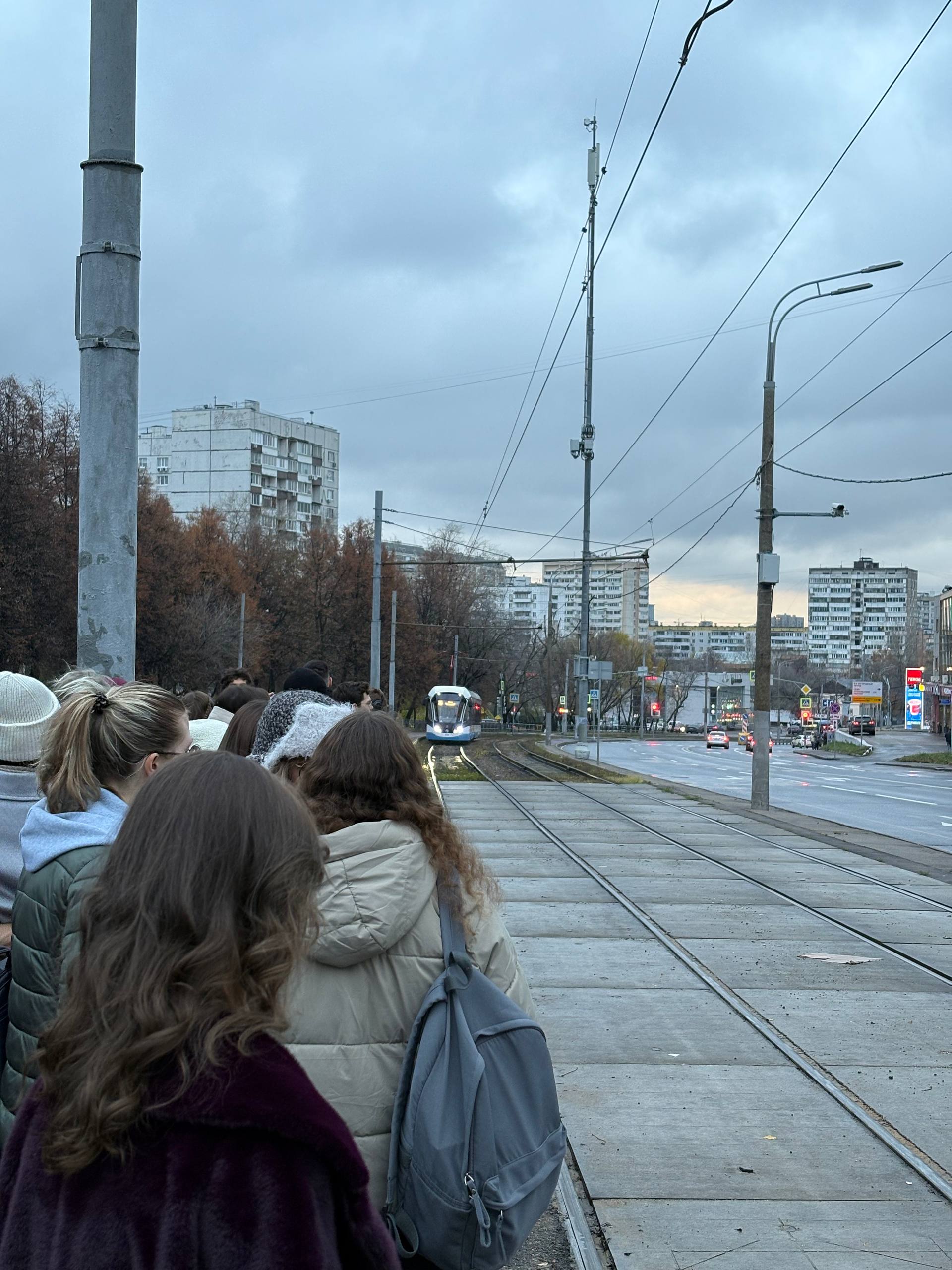 Жду трамвай