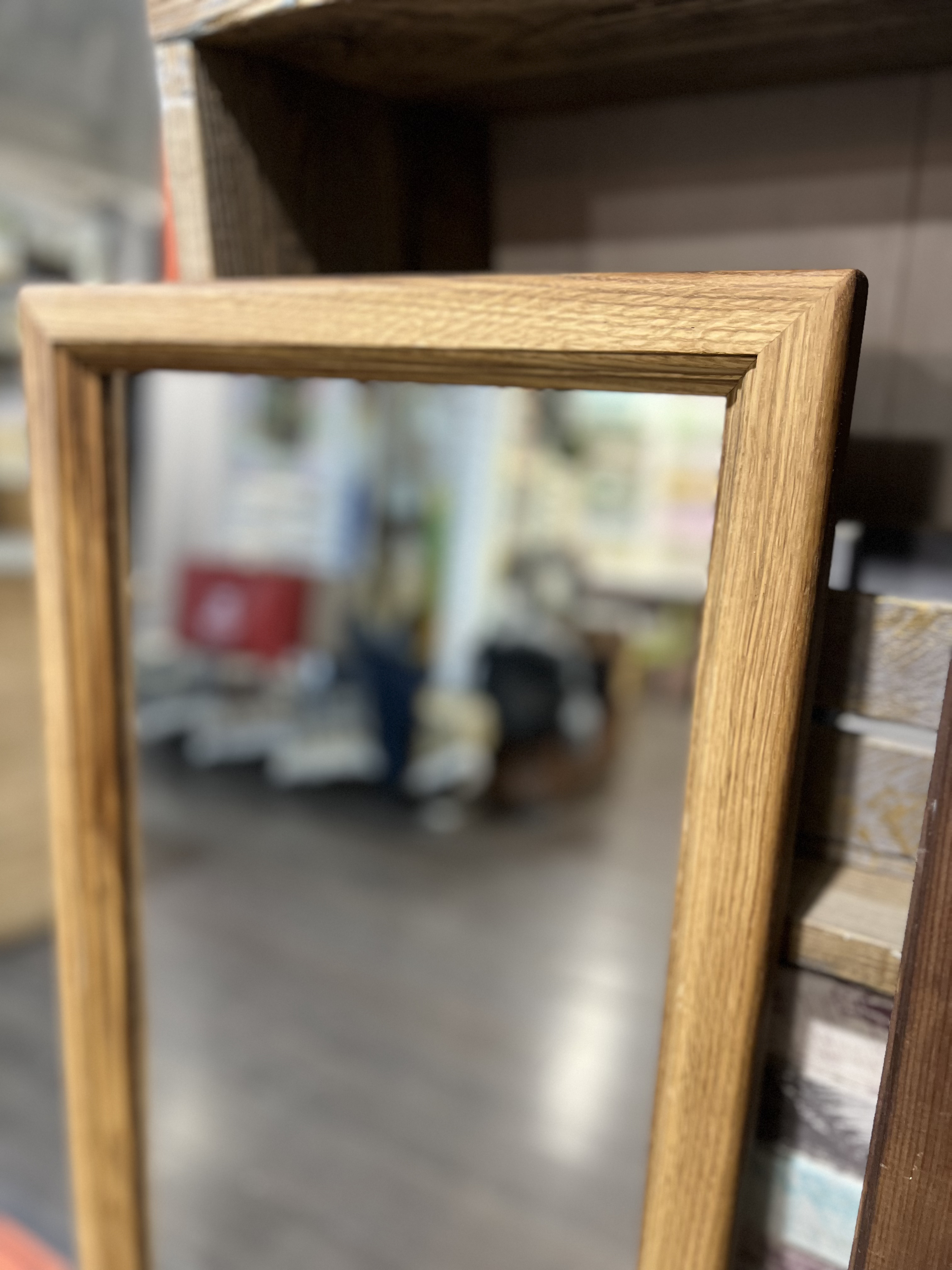 Рама с зеркалом, покрытая маслом