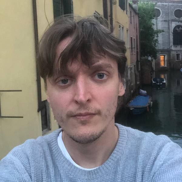 Лёша Дубков 