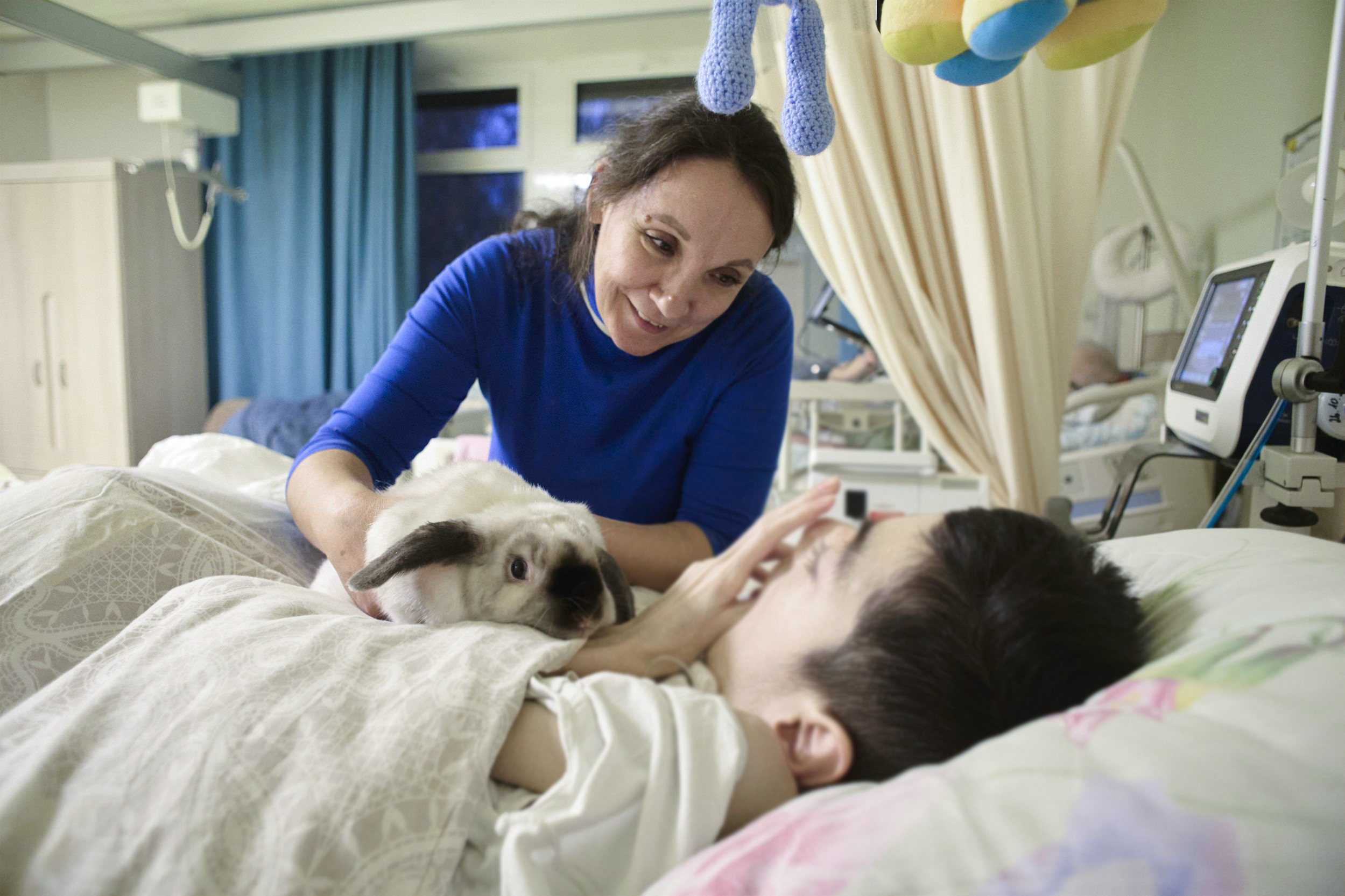 Не больно, не страшно, не стыдно, не одиноко