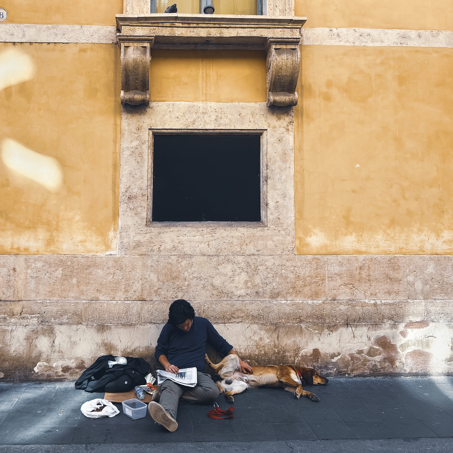 Уличные реалии в центре Рима